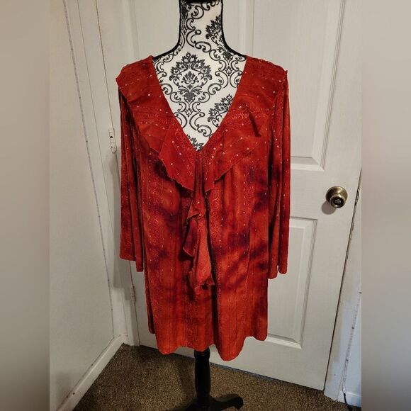 Sequin embellished red Holiday top - Picture 1 of 7